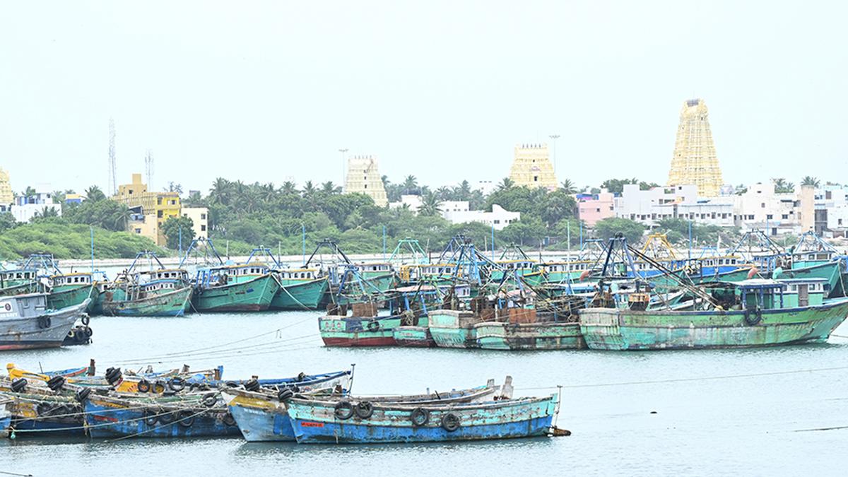 India, Bangladesh exchange detained fishermen