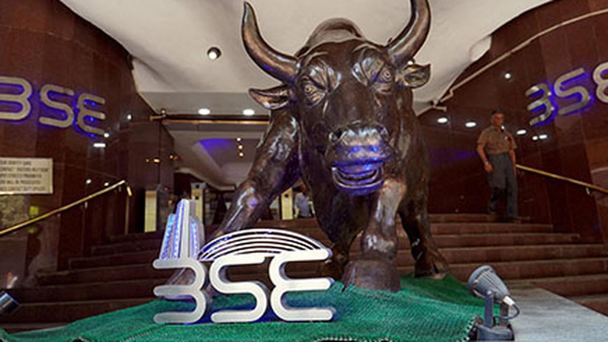 Stock markets extend gains for 3rd day; Airtel, Reliance major movers