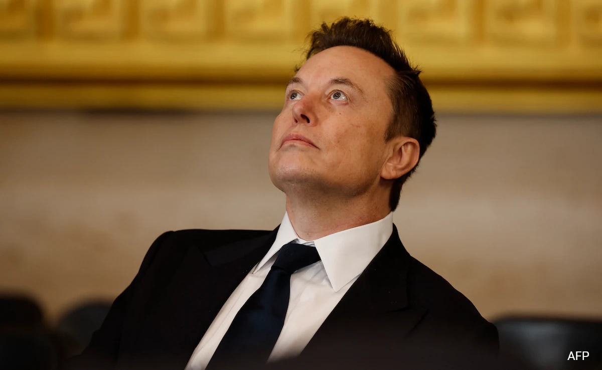 Elon Musk’s Transgender Daughter Reacts To “Nazi Salute” Claims