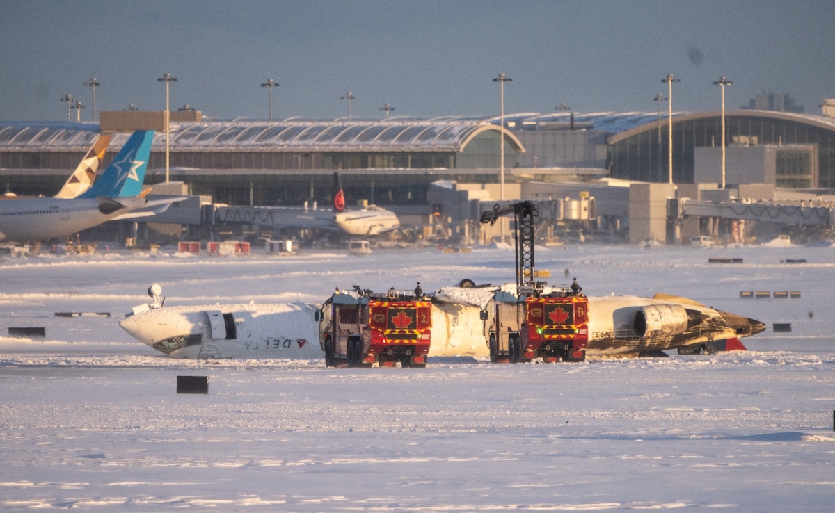 Delta Air Lines Offers ,000 To All Toronto Plane Crash Passengers