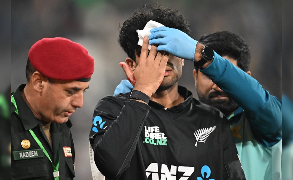 “Headache…”: New Zealand Coach Provides Update On Rachin Ravindra’s Gruesome Head Injury