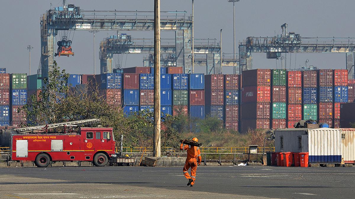 UAE’s NMDC Group plans to invest ₹21,000 crore at Vadhvan Port, signs MoU with JNPA