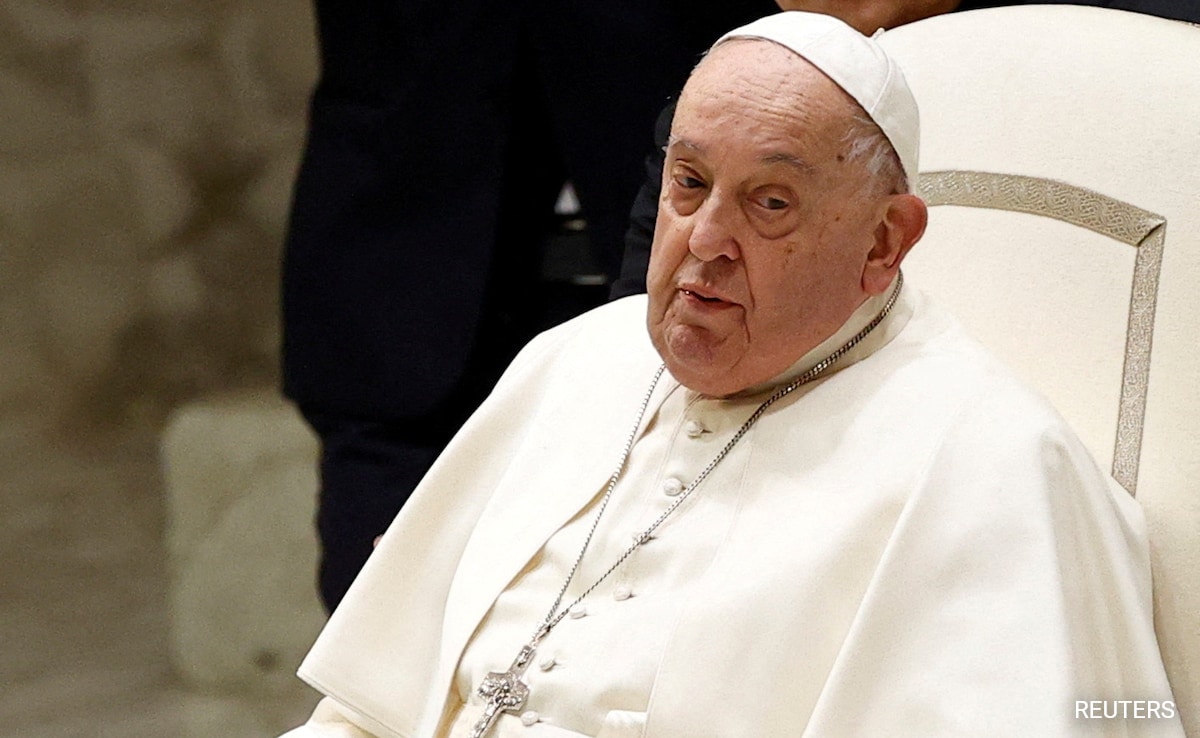 Pope Francis Has Pneumonia In Both Lungs, His Condition Remains ‘Complex’