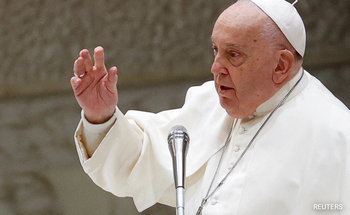 Pope Francis Faces “Complex Clinical Picture”, Hospital Stay Extended: Vatican