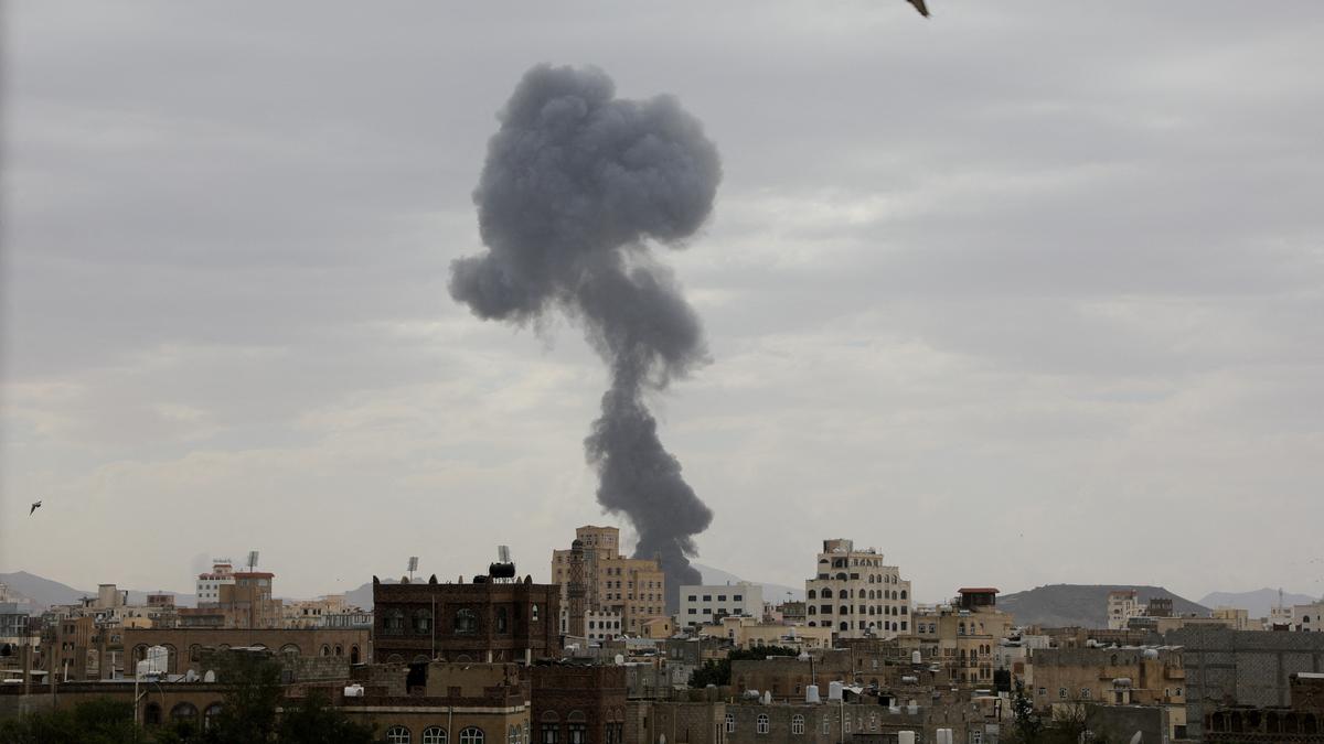 Israeli strikes hit Yemeni capital Sanaa