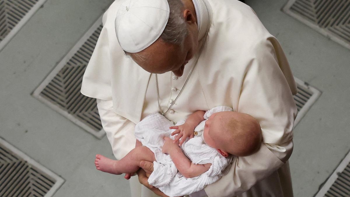 Can an AI image-to-video feature put children at risk?