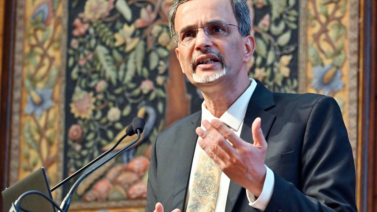 Indian economy to sustain high growth momentum in coming quarters: CEA Nageswaran