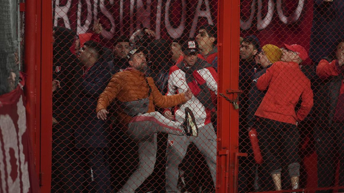 10 hurt, 90 arrested as match abandoned following fan violence in Argentina