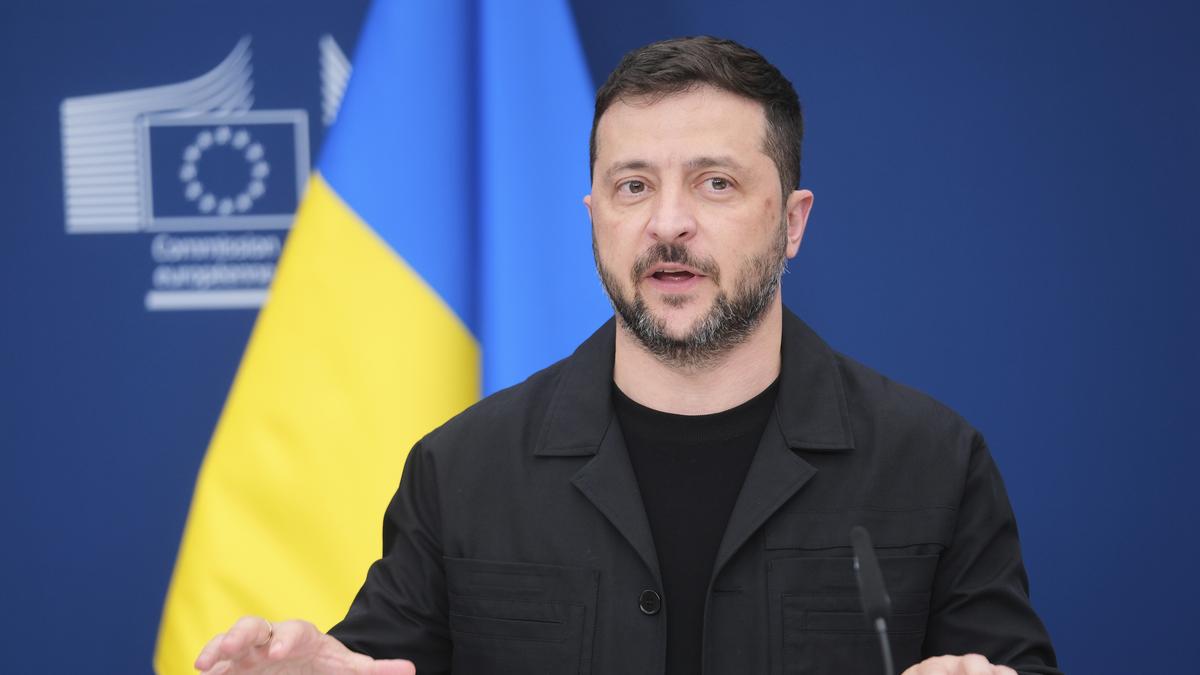 Trump says Zelenskyy can decide to end war, rules out reclaiming Crimea