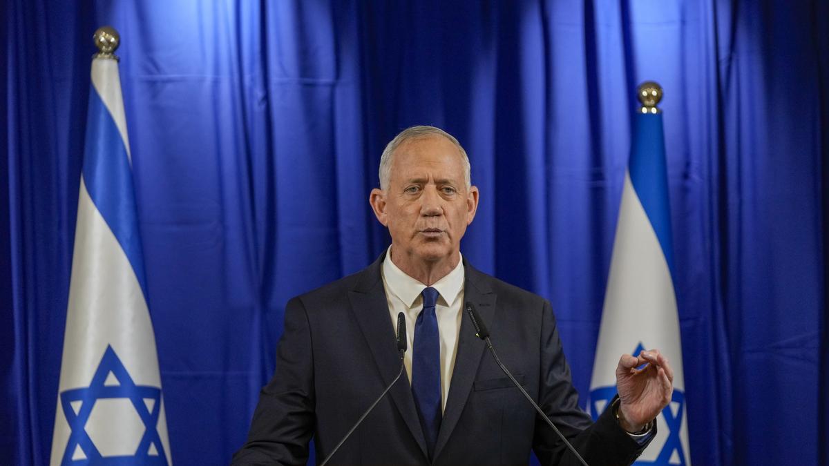 Netanyahu rival Benny Gantz offers political truce to help secure Gaza hostage deal