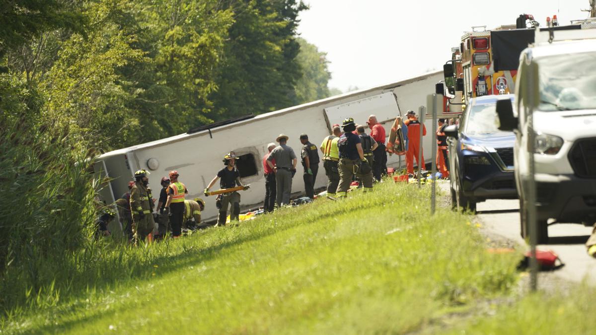 Indians among 5 killed in tour bus rollover on interstate highway in western New York