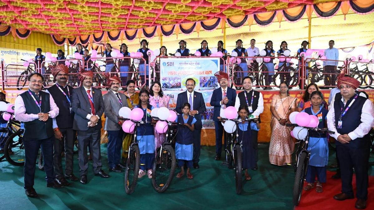 SBI organises financial inclusion saturation & awareness camp at Khalapur