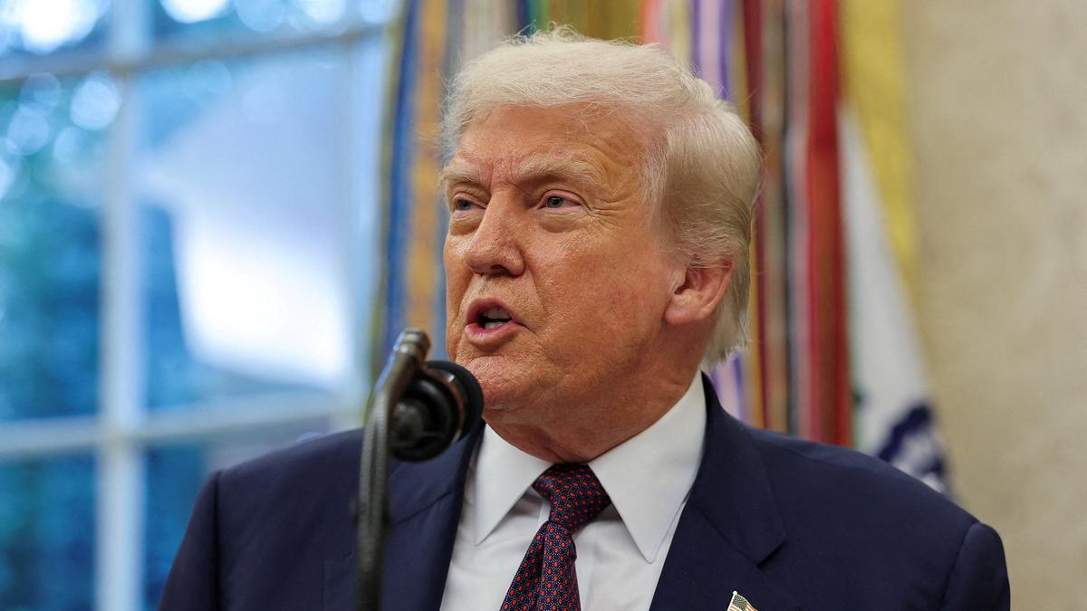 Trump to sign proclamation imposing ,00,000 fee for H-1B visa applications, says White House official