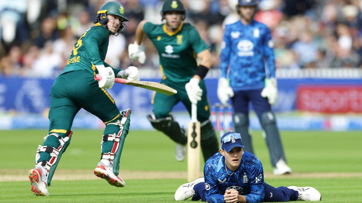 Breetzke leads South Africa to narrow win over England to seal series