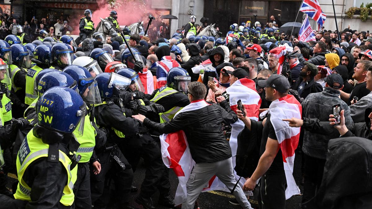 London anti-immigrant protest organised by far-right activist results in clashes with police