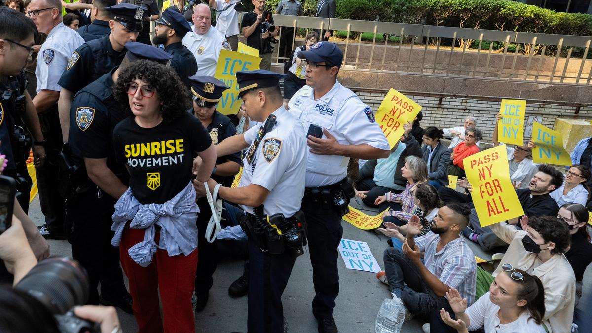 Elected officials among dozens of protesters arrested at a Manhattan immigration holding facility