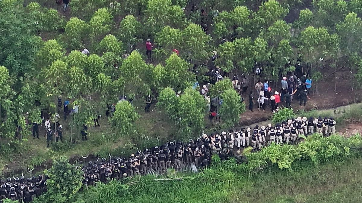Cambodian PM accuses Thai forces of evicting civilians on border