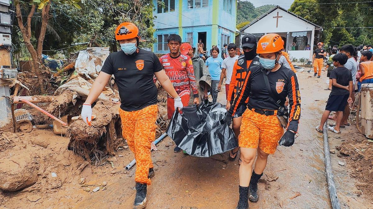 Vietnam to evacuate 250,000 from coast ahead of Typhoon Bualoi