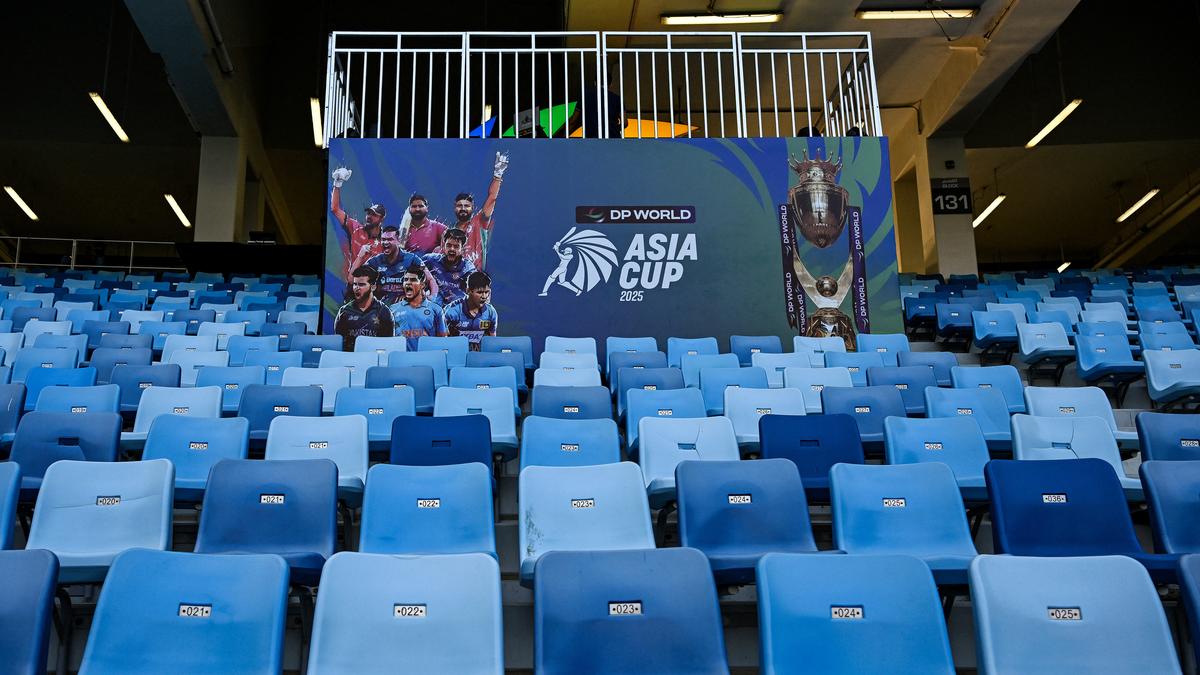 Asia Cup: Pakistan arrives late for UAE contest as handshake row rages on