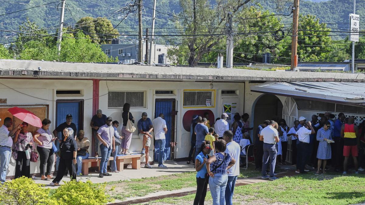 Jamaica holds general election as island shaken by corruption, inequity, economic concerns
