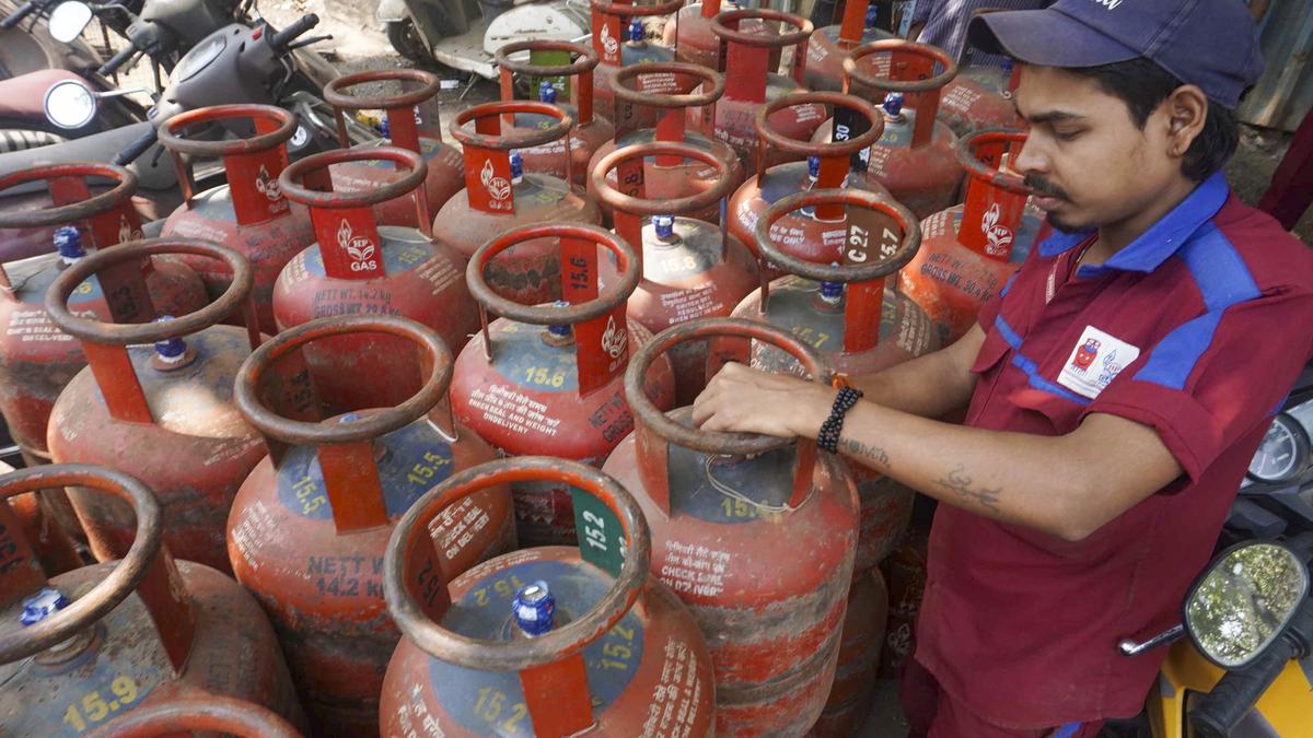 Govt sanctions release of 25 lakh additional LPG connections under PM Ujjwala