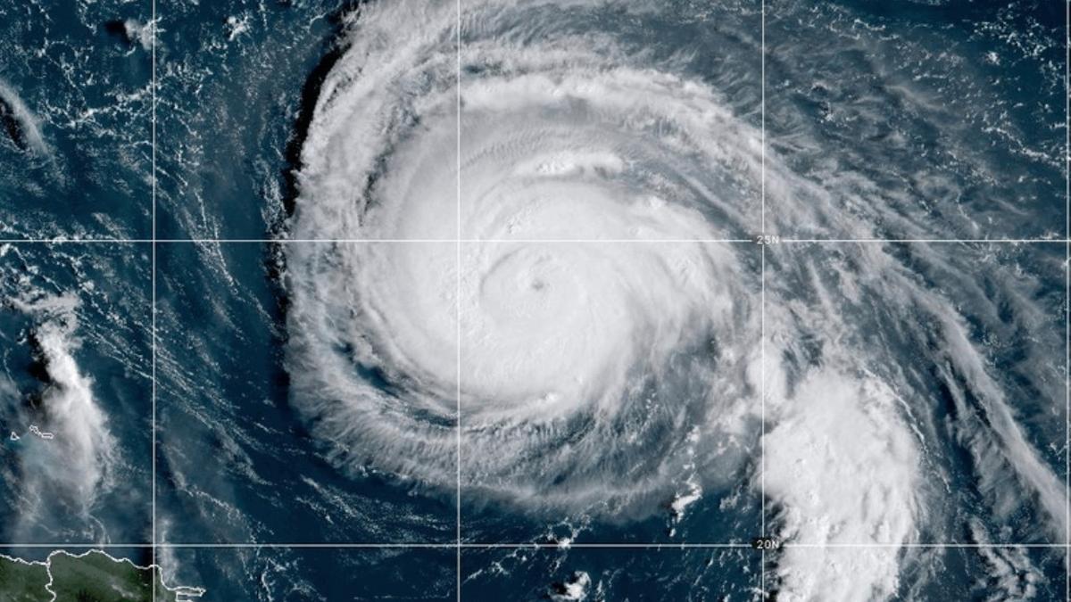 U.S. braces for storm expected to hit east coast as Hurricane Imelda in coming days