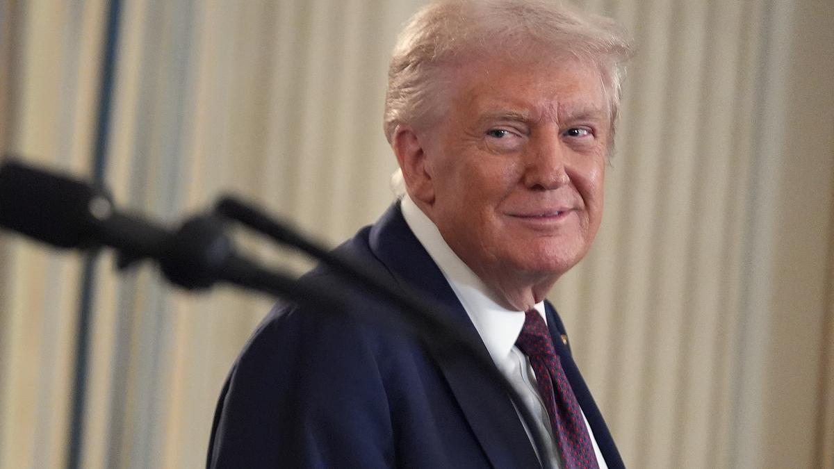 What will happen if there’s a government shutdown in U.S. at day’s end