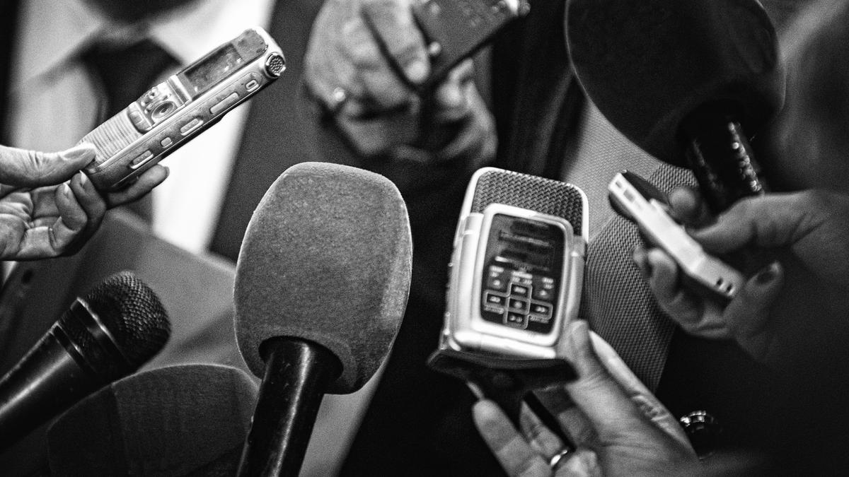 Economists warn about ‘collapse’ of public interest media