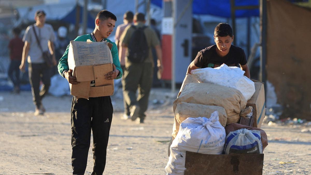 Israel says it opens fire on suspects in Gaza, local authorities report six killed