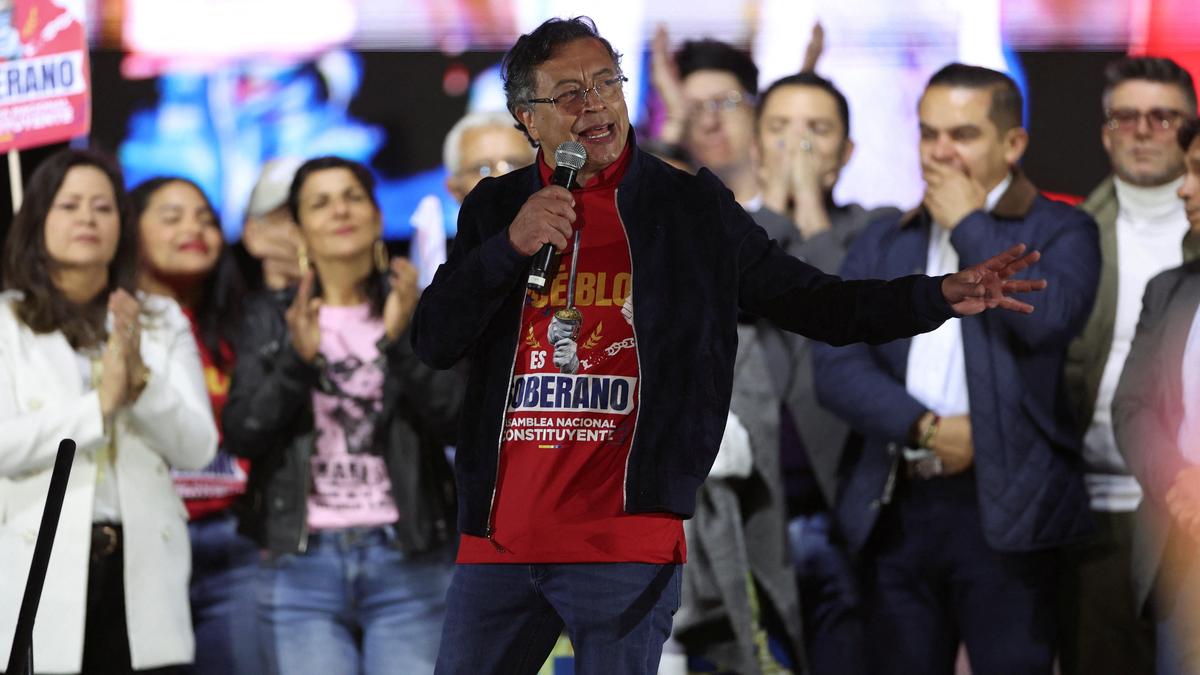 U.S. imposes sanctions on Colombia’s President and family members over drug trade allegations