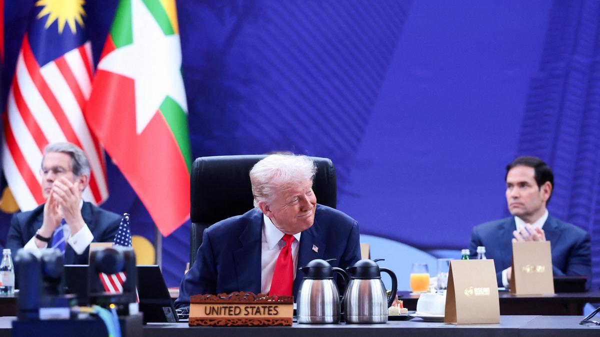 Trump says he will resolve Pakistan-Afghanistan conflict ‘very quickly’