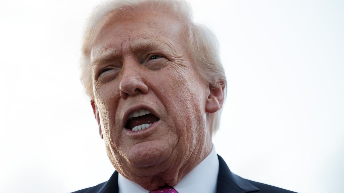 U.S. President Trump says Pak-Afghan conflict ‘easy’ for him to solve 