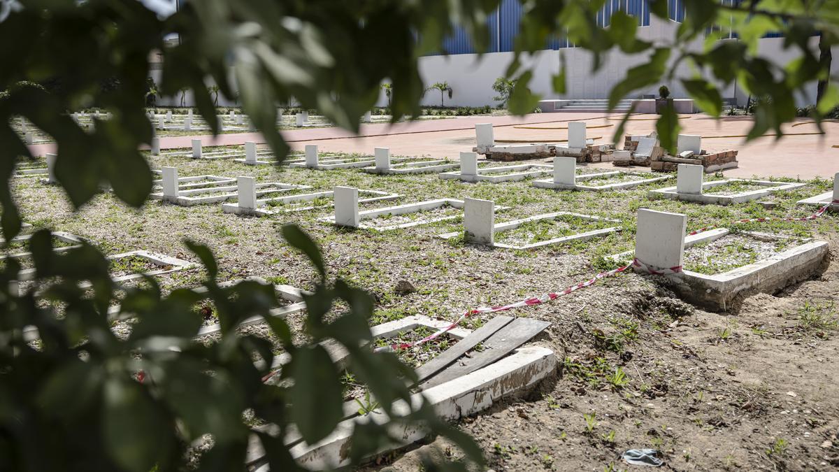 Archaeologists unearth clues on French colonial massacre in Senegal cemetery