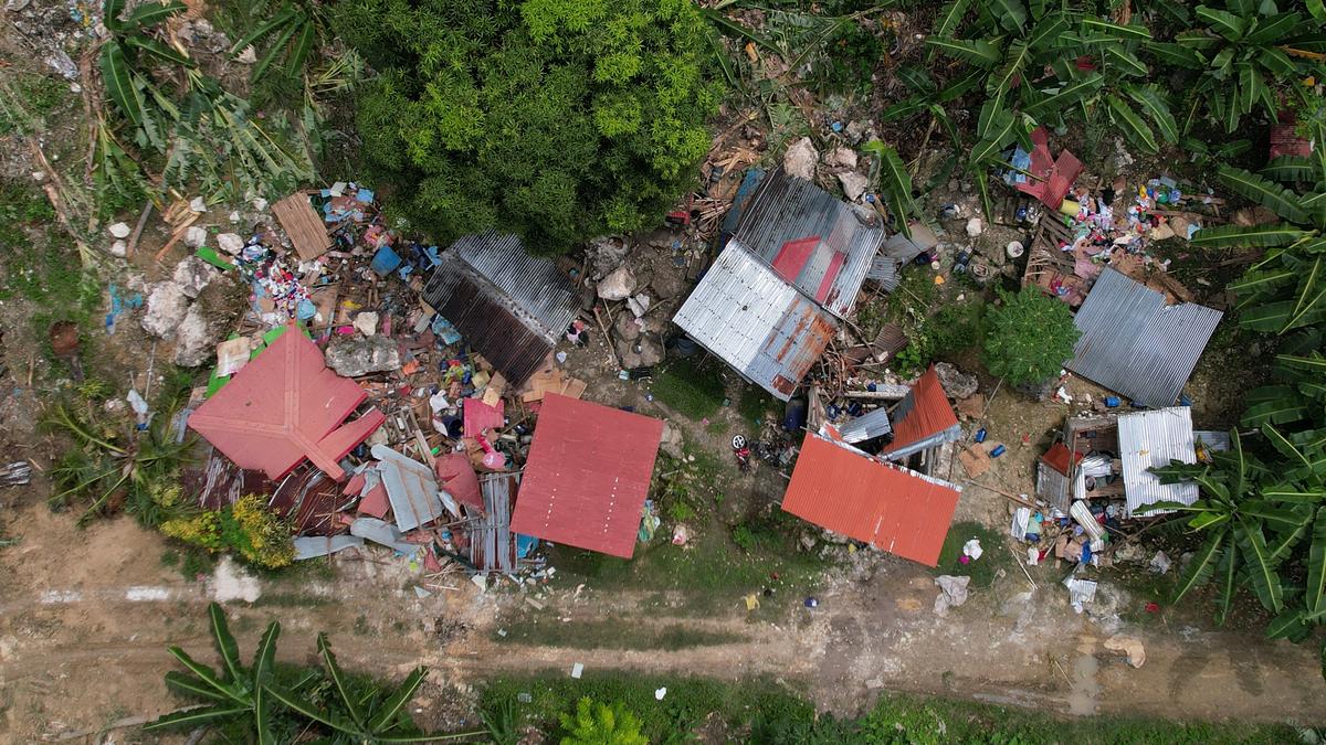 Philippines earthquake toll rises to 72 as search winds down