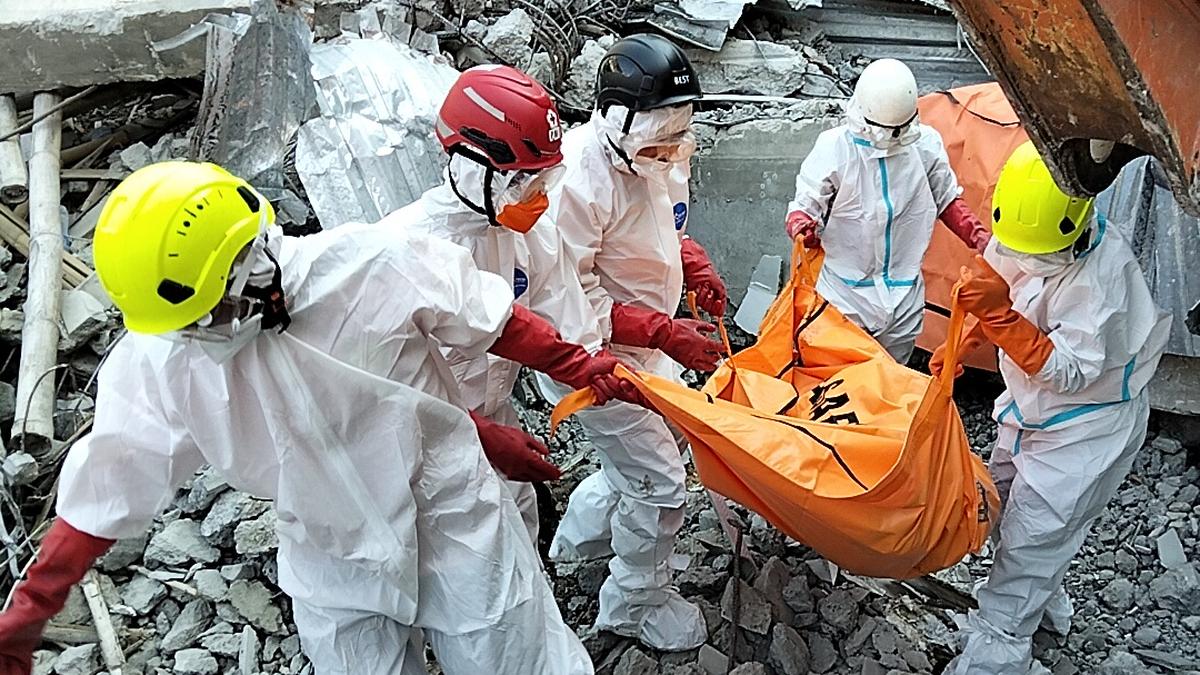 Death toll in Indonesian school collapse rises to 61 as more bodies are recovered