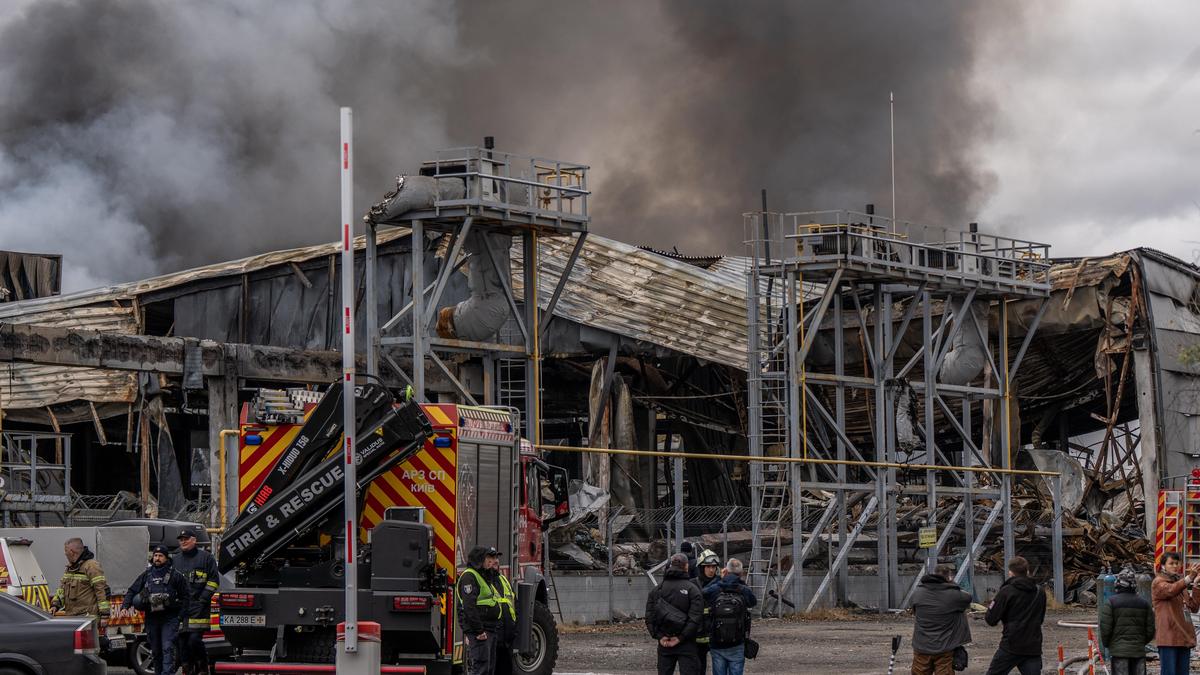 Russian strikes on Ukraine kill 4, wound 16