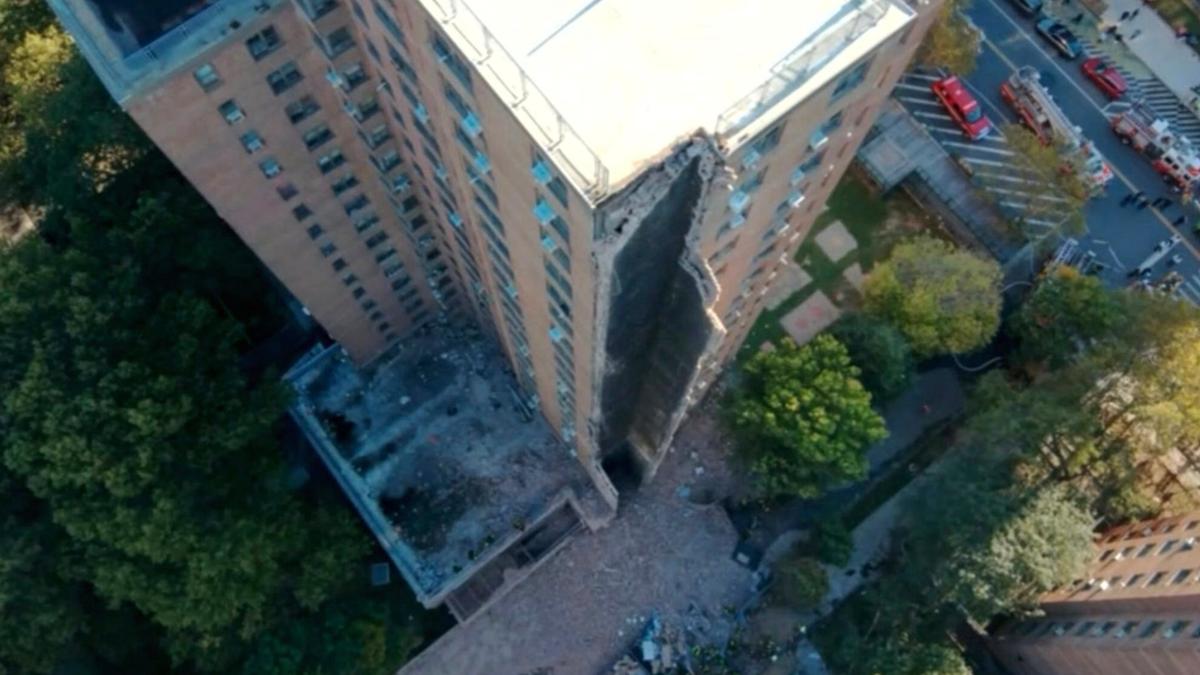 Part of high-rise apartment building in New York City collapses, no injuries reported