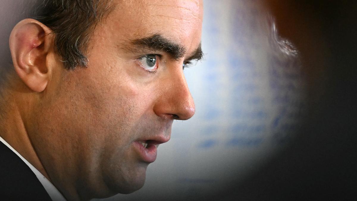 France’s newly re-appointed PM names new Cabinet in bid to quell political turmoil