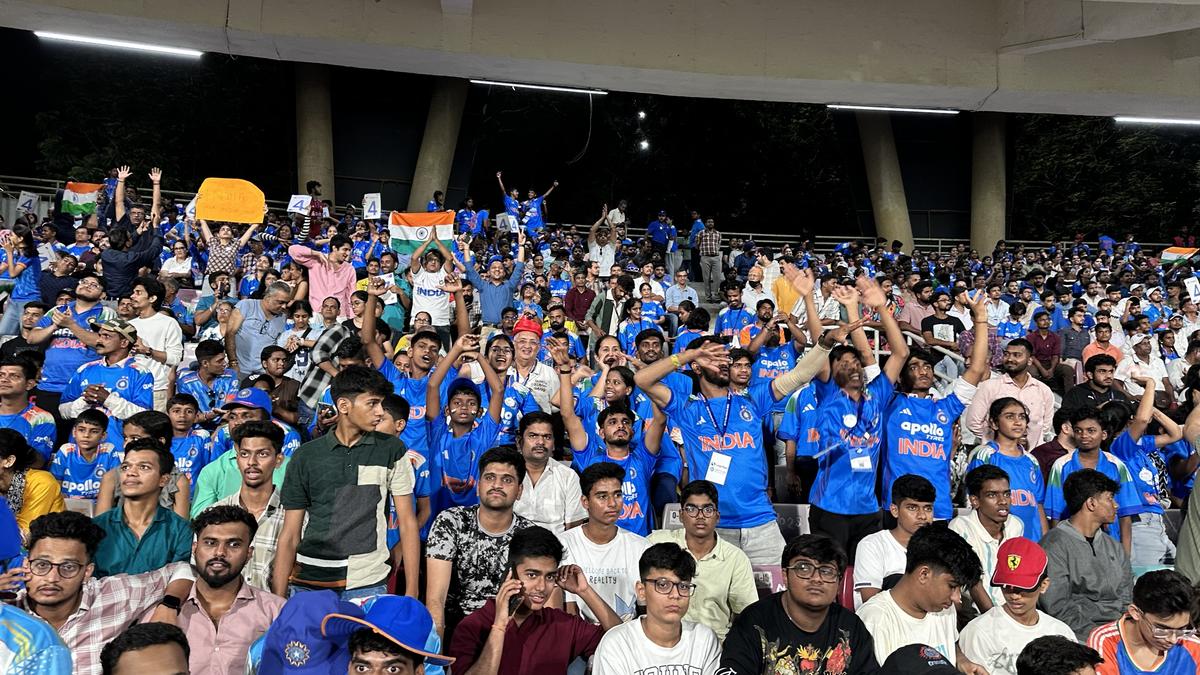 300 underprivileged kids from Pune enjoy a day out at Women’s World Cup semifinal