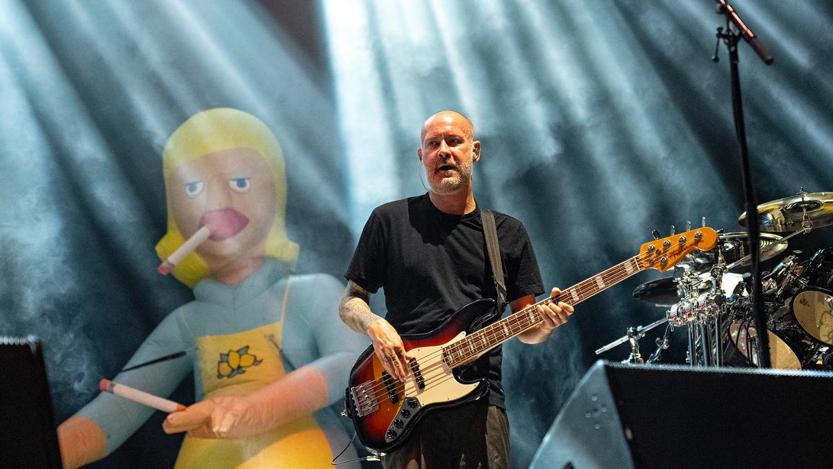 ‘Limp Bizkit’ bassist Sam Rivers dies at 48