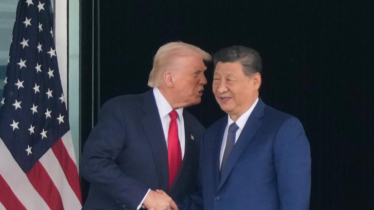 President Trump leaves for Washington after meeting Chinese leader Xi in South Korea