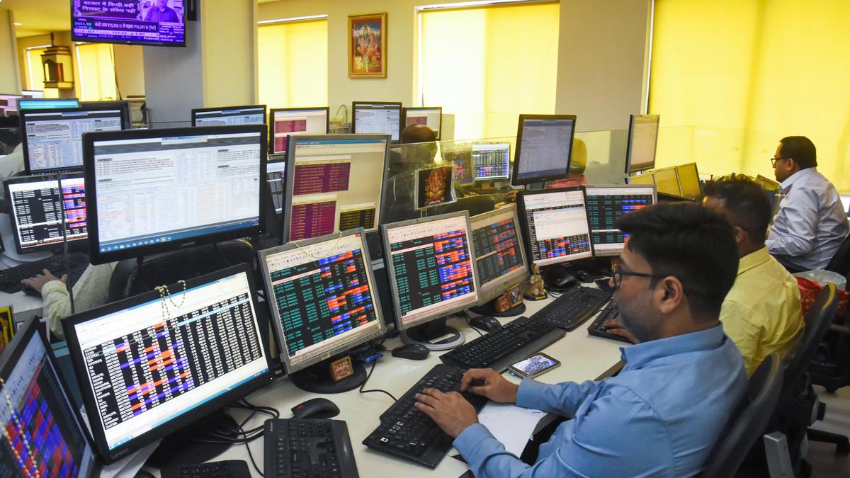 Stock markets rebound on buying in IT counter; Sensex jumps over 513 points