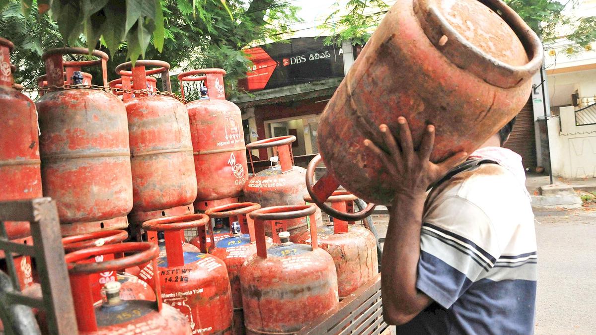 Indian oil companies secure their first ever deal to import U.S. LPG into India