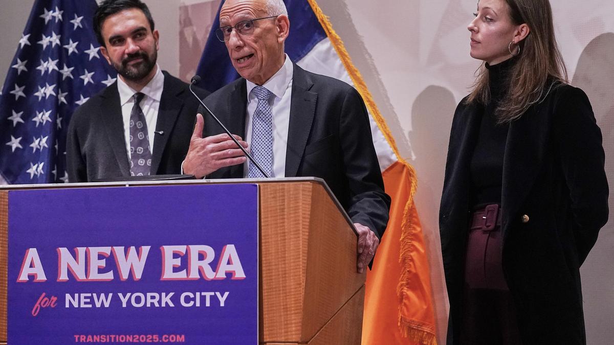 New York Mayor-elect Mamdani taps a budget and policy veteran to be his number 2 at City Hall
