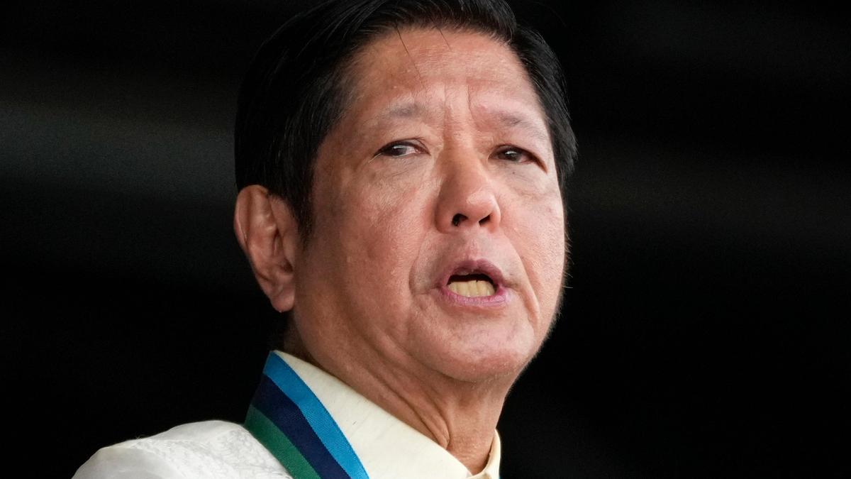 Philippine President says 7 suspects in corruption scandal have been detained, others being sought