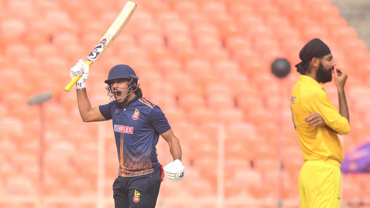 SMAT 2025-26 | Himmat’s last-ball six helps Delhi edge Tamil Nadu