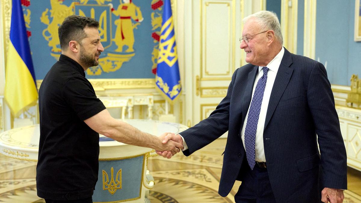 U.S. envoy says Ukraine peace deal is close but Moscow says it wants radical changes