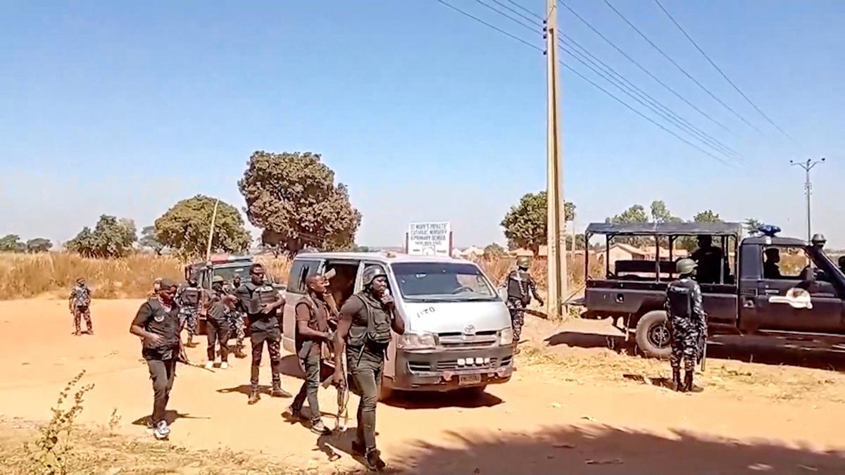 100 abducted Nigerian children handed over to state officials