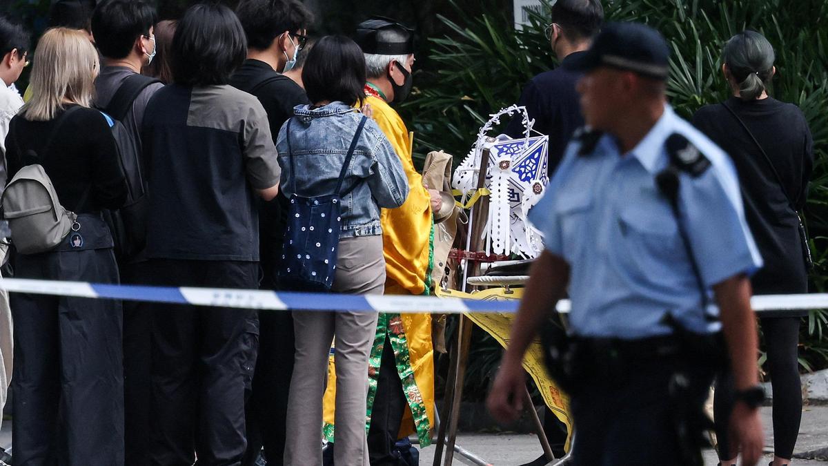 Donations for Hong Kong fire victims reach 5 million, while crackdown on dissent hardens