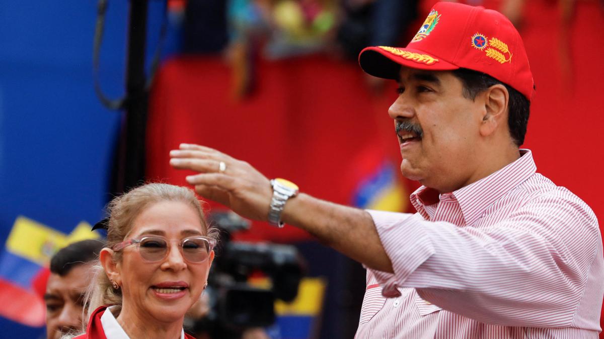 Trump holds Venezuela meeting as Maduro rejects ‘slave’s peace’